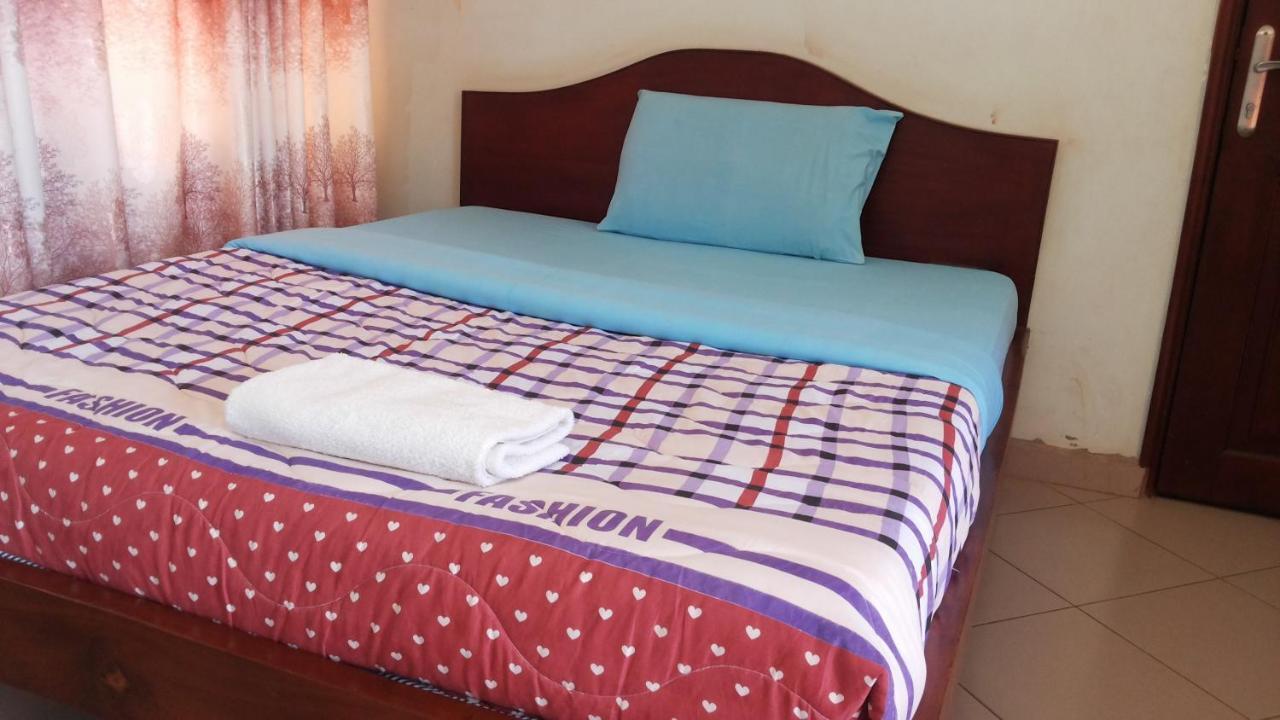 Daysinn Hotel Lira Kültér fotó