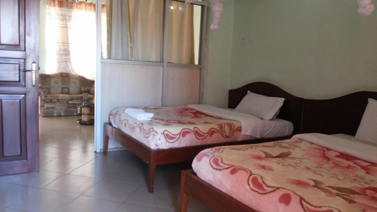 Daysinn Hotel Lira Kültér fotó